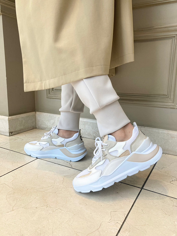 メンズ・レディース共に話題沸騰中！お洒落格上げスニーカー