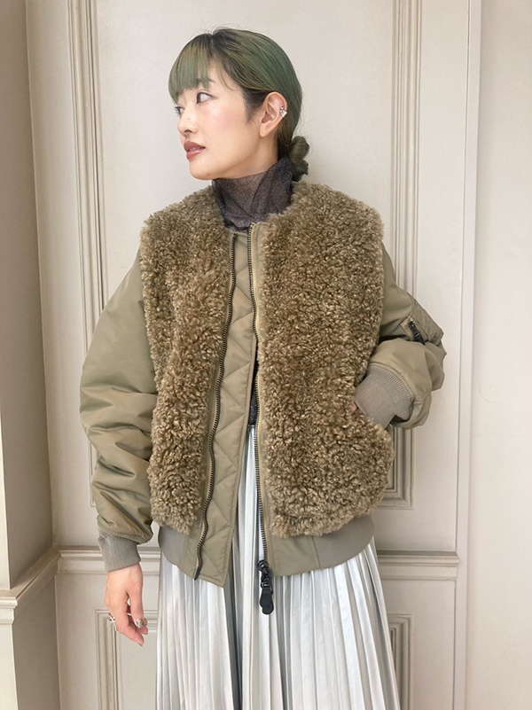 HYKE ハイク ボアFAUX SHEARLING CROPPED 感じとれる VEST 