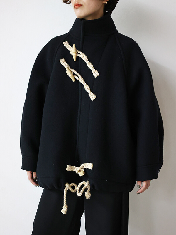 2023年10月末頃入荷予定】HYKE(ハイク)のダッフルコートが特別な  