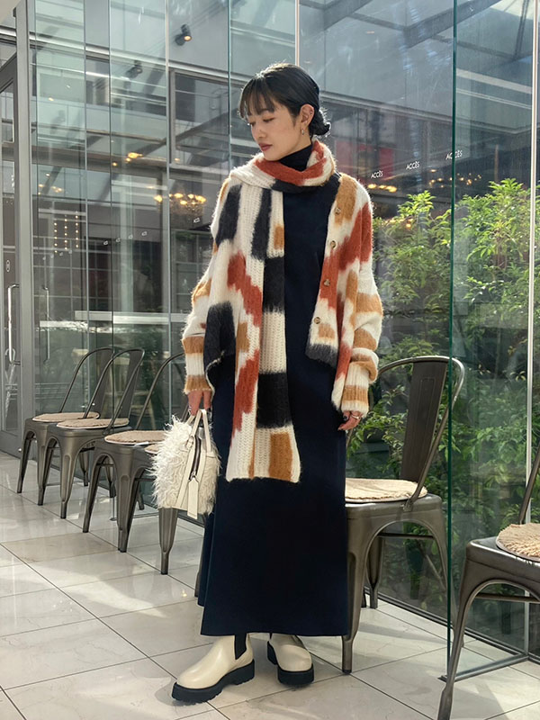 大注目！MameKurogouchi(マメクロゴウチ) のとっておきニットで 