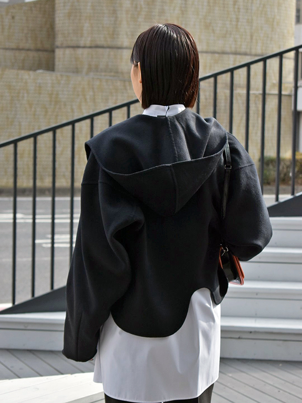 ENFOLD(エンフォルド) ライトビーバー 渦巻く ケープコート 