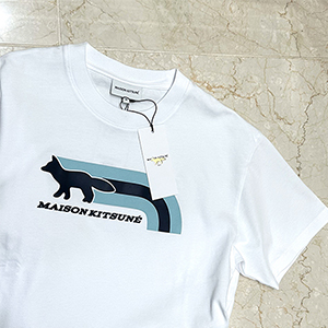 MAISON KITSUNE メゾンキツネ スピーディ フォックス Tシャツ MAISON KITSUNE(メゾンキツネ)】 スピーディ フォックス パッチ