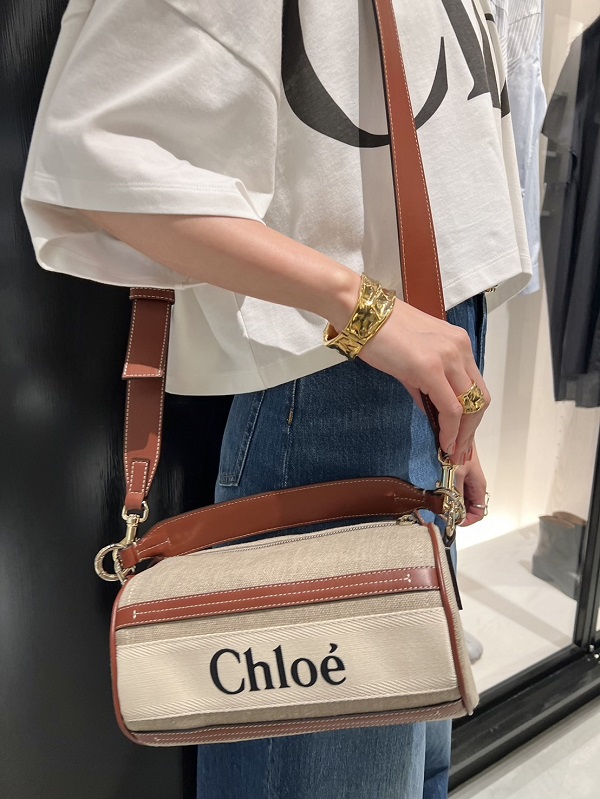 CHLOE】Woodyチューブショルダーバッグ CHLOE】Woodyチューブショルダーバッグ