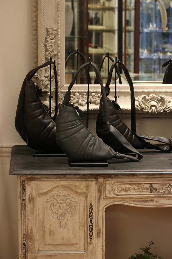 未使用品 2021AW LEMAIRE ルメール Bucket Hat バケットハット F BROWN/● メンズ レディース LEMAIRE ⁄ ルメール | small croissant bag スモール クロワッサン