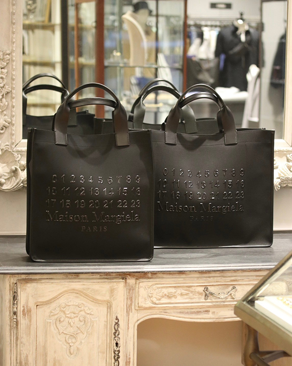 Maison Margiela(メゾンマルジェラ)】キャンバストートバッグなど 