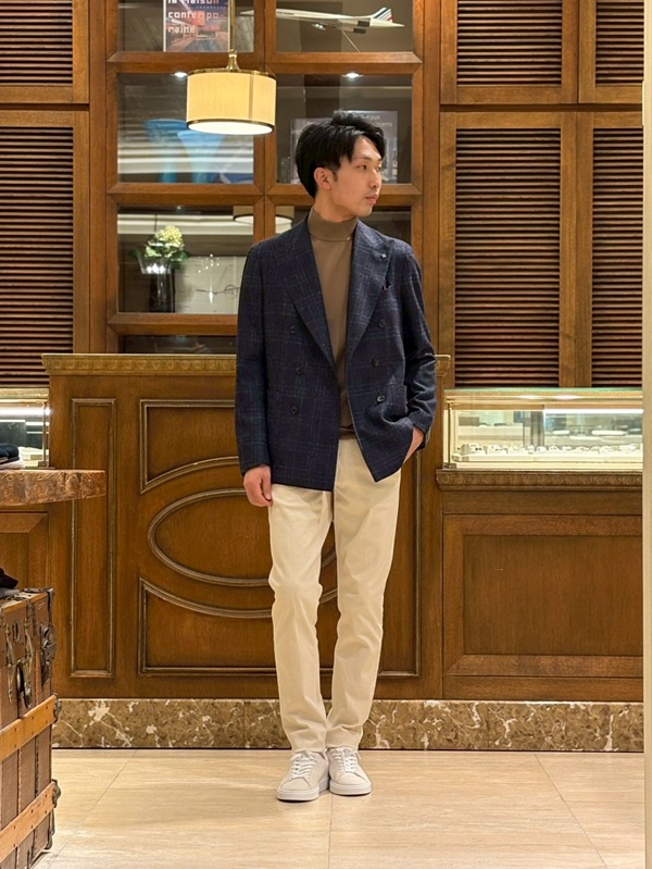 <極美品>TAGLIATORE 新ロゴ STEPHAN ダブル コート 52 極美品>TAGLIATORE 新ロゴ STEPHAN ダブル コート 52 - メルカリ