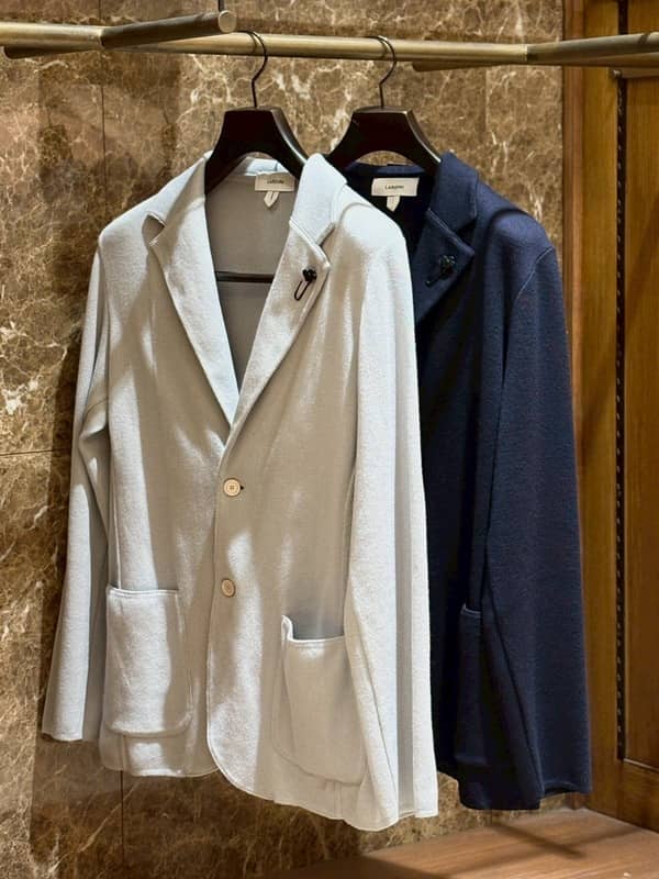 脱・普通」を叶える春の1着。LARDINI(ラルディーニ)新作、福山に 