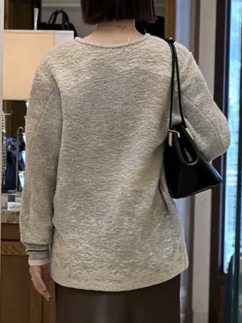 ニットバックスタイル