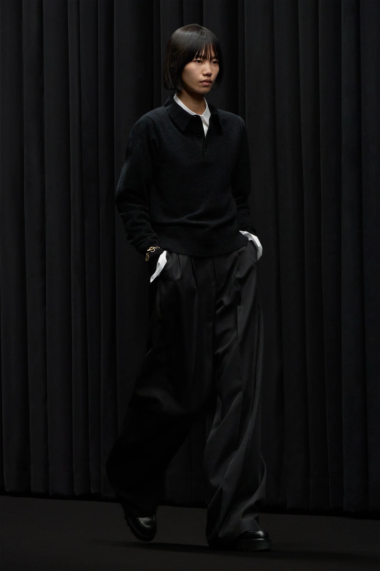 LOOK 2