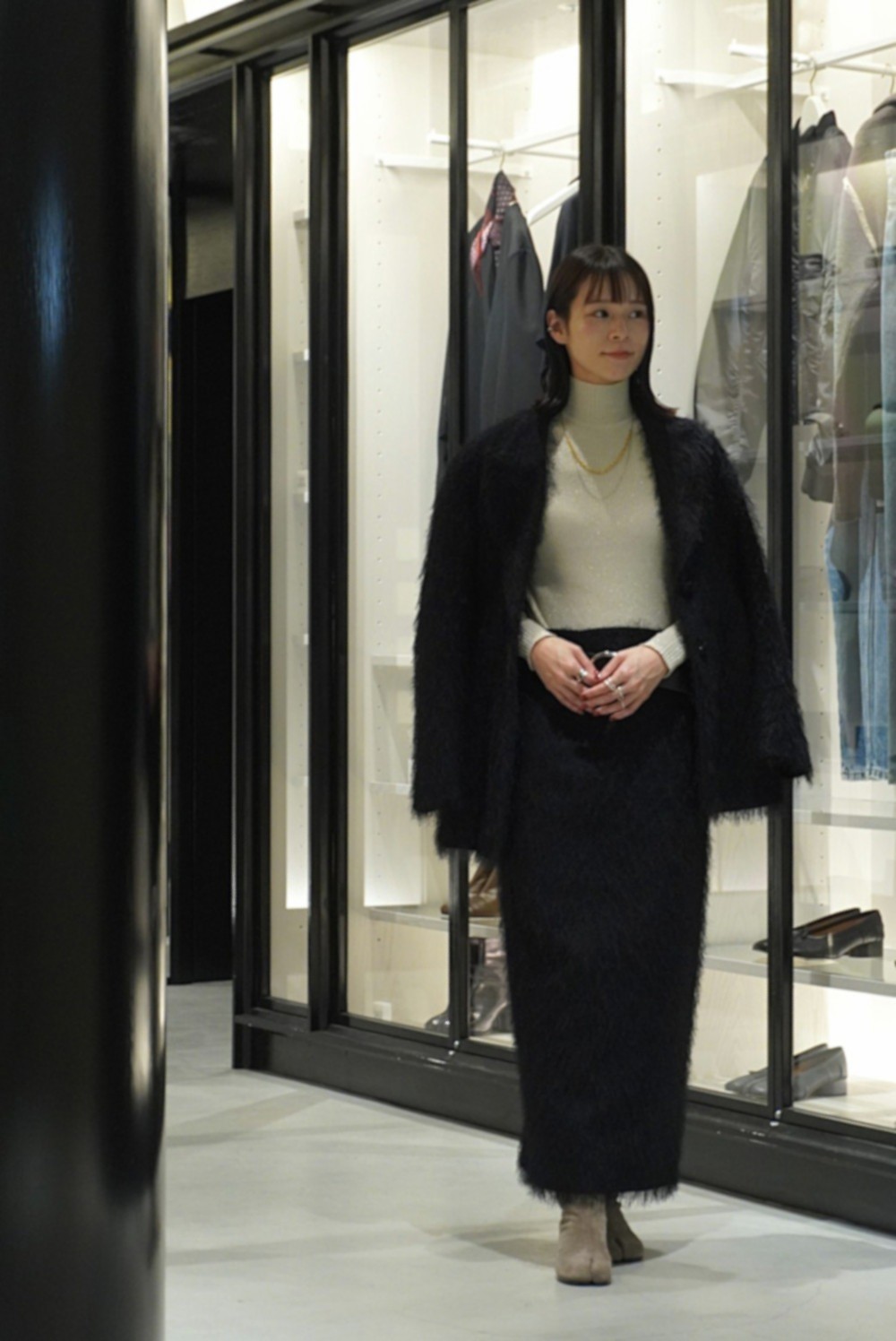 LOOK05